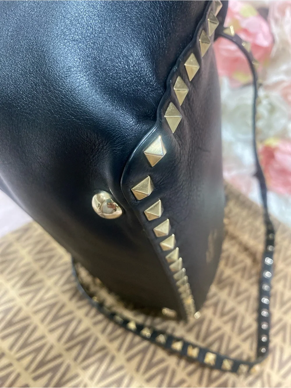 Valentino Garavani Rockstud Tote
